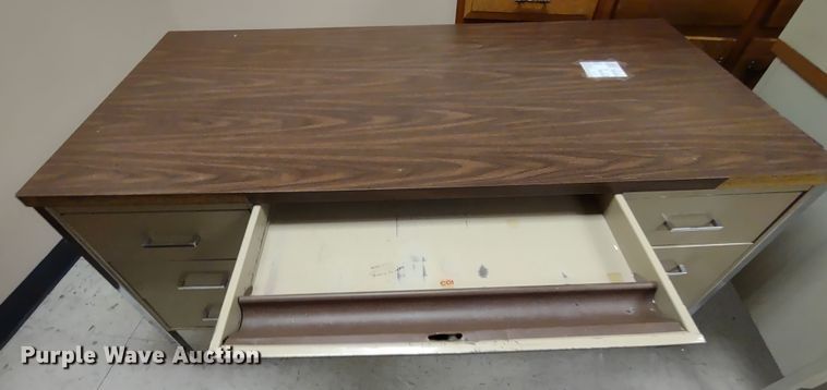 image for item MD9364 (6) desks