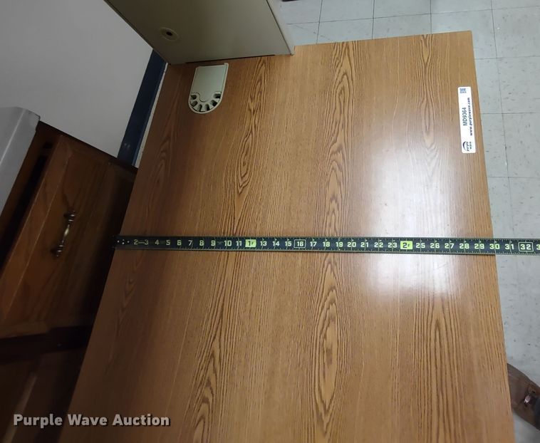 image for item MD9364 (6) desks