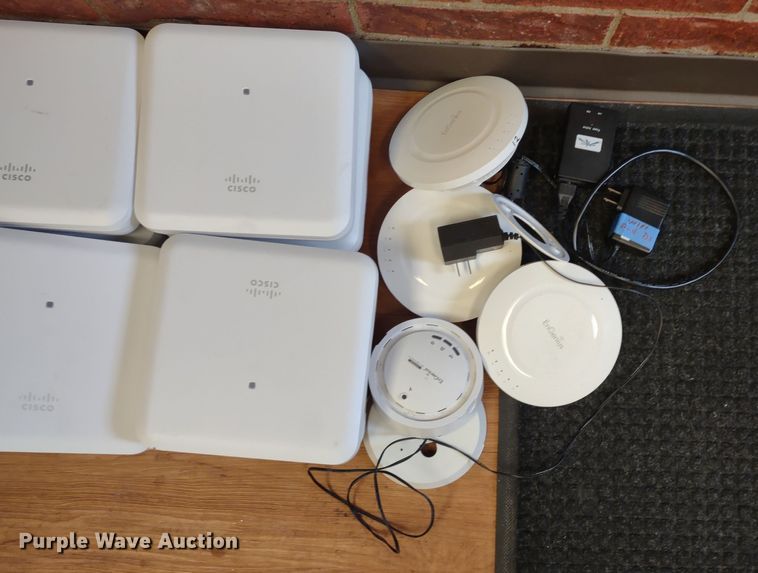 image for item MD9365 (20) wifi access points