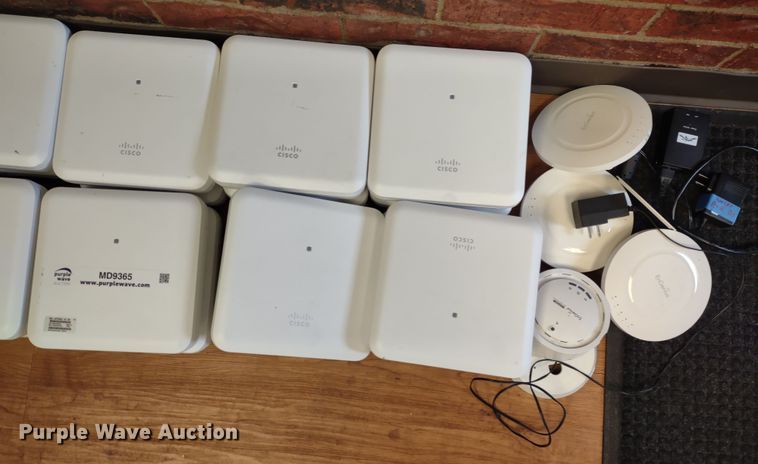 image for item MD9365 (20) wifi access points