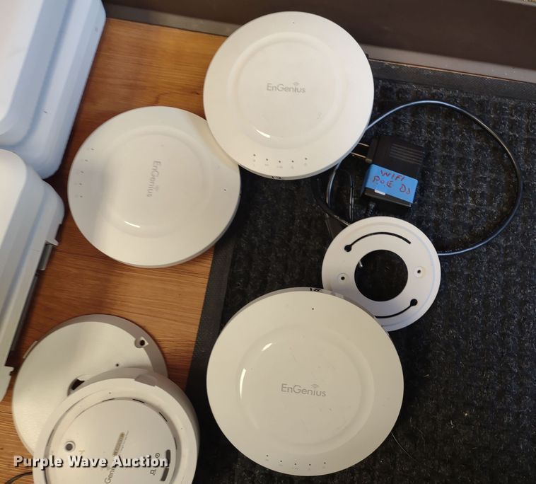 image for item MD9365 (20) wifi access points