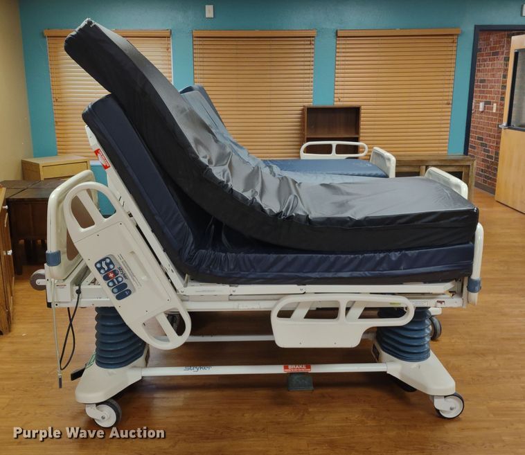 image for item MD9367 (3) Stryker Secure II hospital beds
