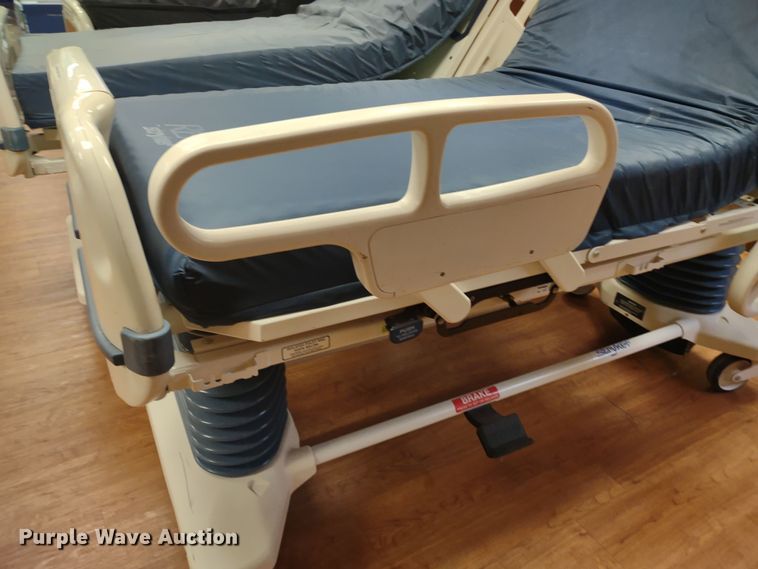 image for item MD9367 (3) Stryker Secure II hospital beds