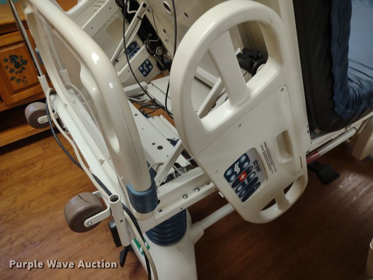 image for item MD9367 (3) Stryker Secure II hospital beds