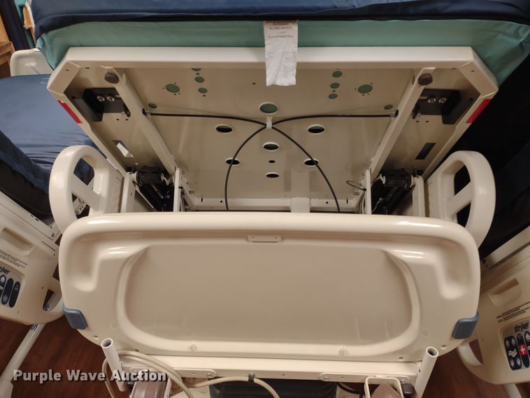 image for item MD9367 (3) Stryker Secure II hospital beds
