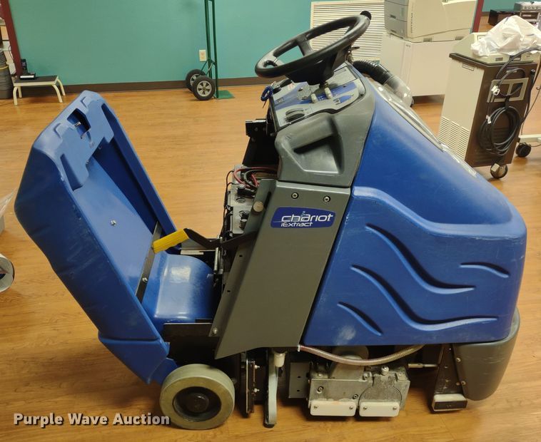 image for item MD9368 Windsor Chariot CE24  floor scrubber