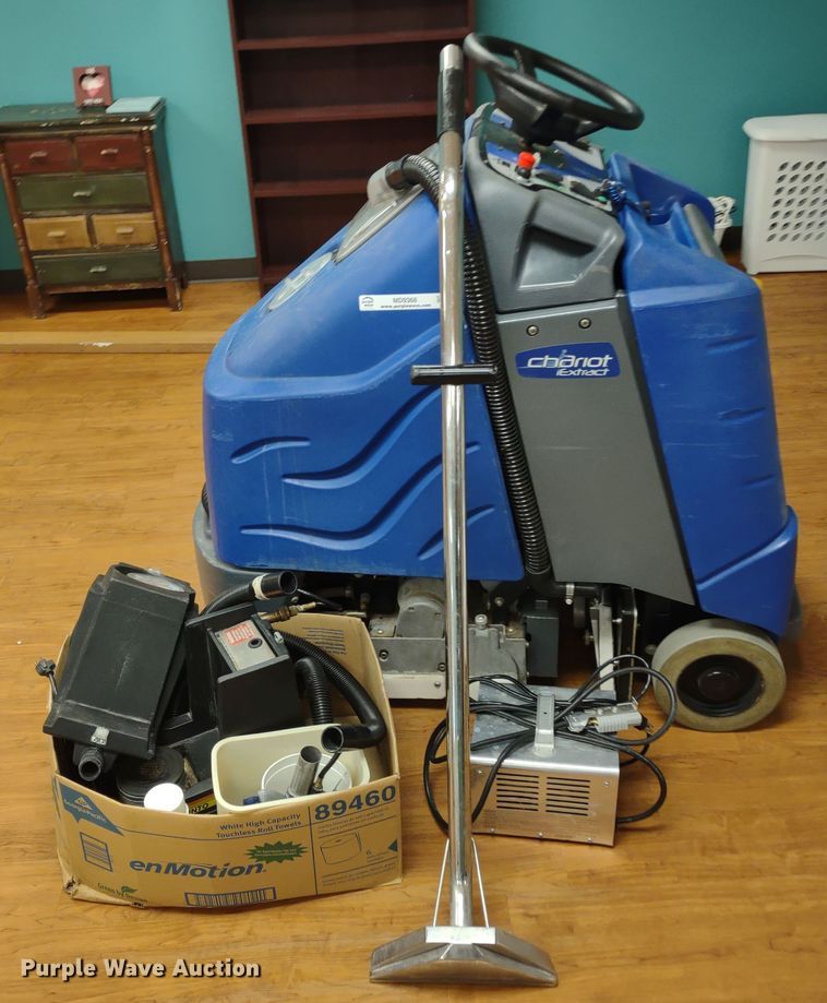 image for item MD9368 Windsor Chariot CE24  floor scrubber