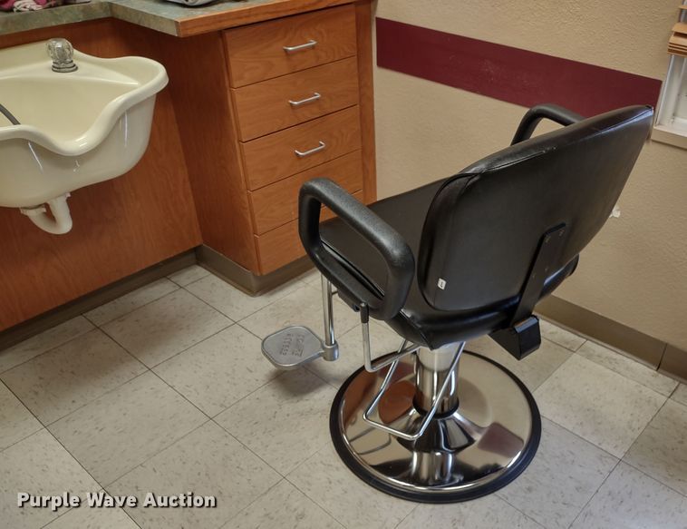 image for item MD9369 Salon equipment