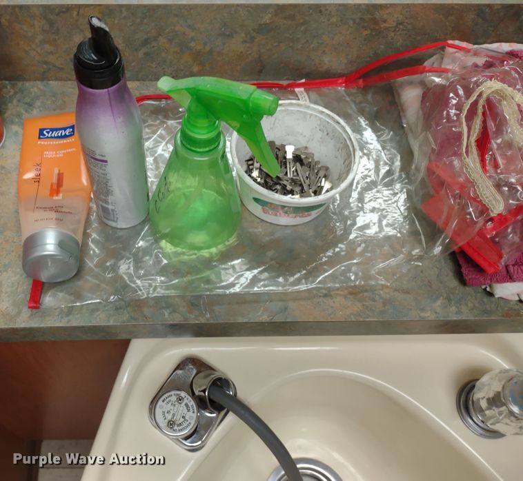 image for item MD9369 Salon equipment