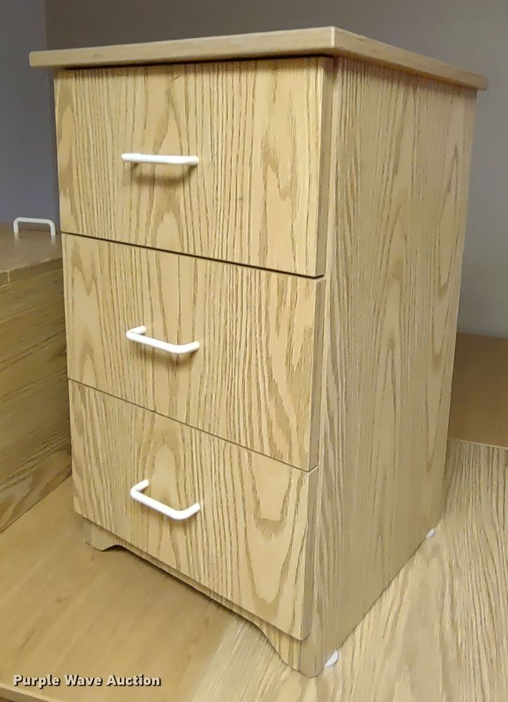 image for item MD9370 Furniture