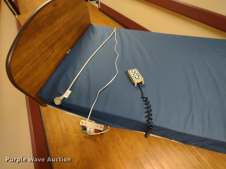 image for item MD9372 (6) Joerns B530 patient beds