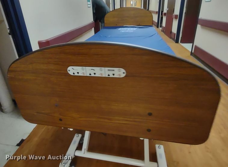 image for item MD9373 (6) Joerns B530 patient beds