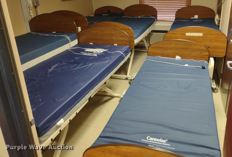 image for item MD9374 (6) patient beds