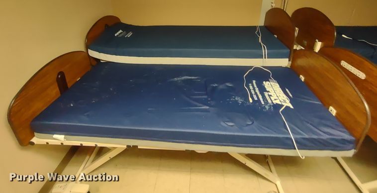 image for item MD9374 (6) patient beds