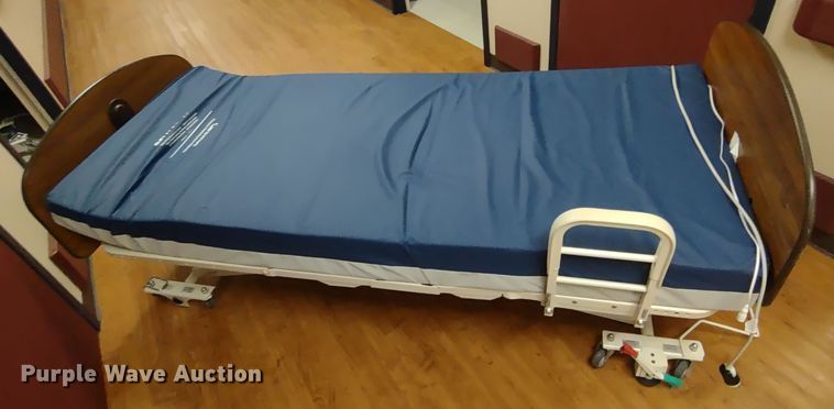 image for item MD9374 (6) patient beds
