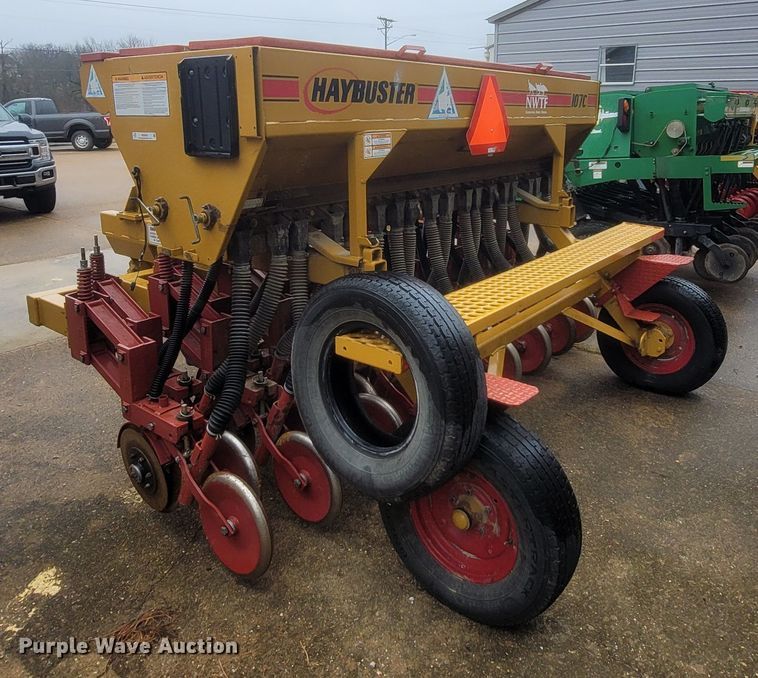 image for item ME9045 HayBuster 107C  grain drill