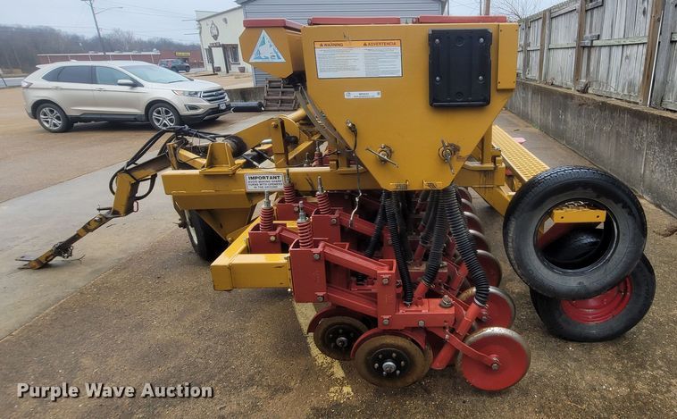 image for item ME9045 HayBuster 107C  grain drill