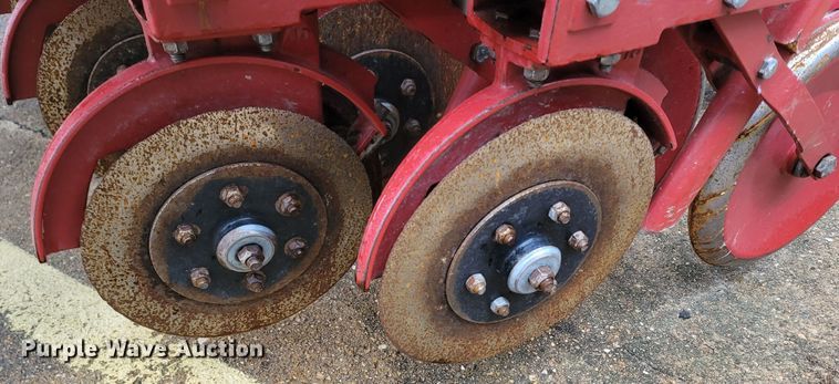 image for item ME9045 HayBuster 107C  grain drill