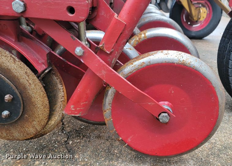 image for item ME9045 HayBuster 107C  grain drill