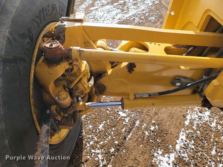 image for item ME9696 2014 John Deere 772GP  motor grader