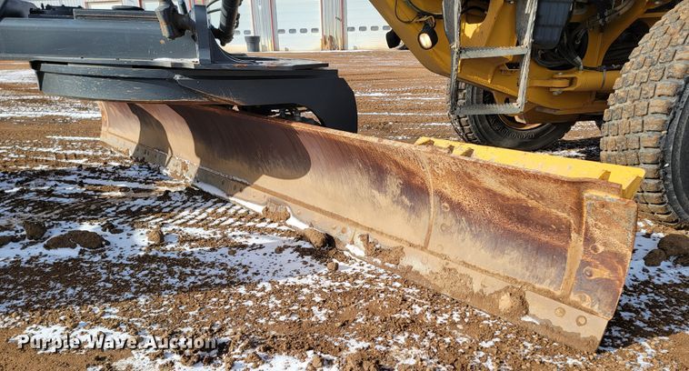 image for item ME9696 2014 John Deere 772GP  motor grader