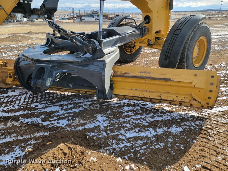 image for item ME9696 2014 John Deere 772GP  motor grader