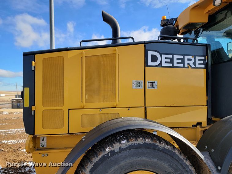 image for item ME9696 2014 John Deere 772GP  motor grader