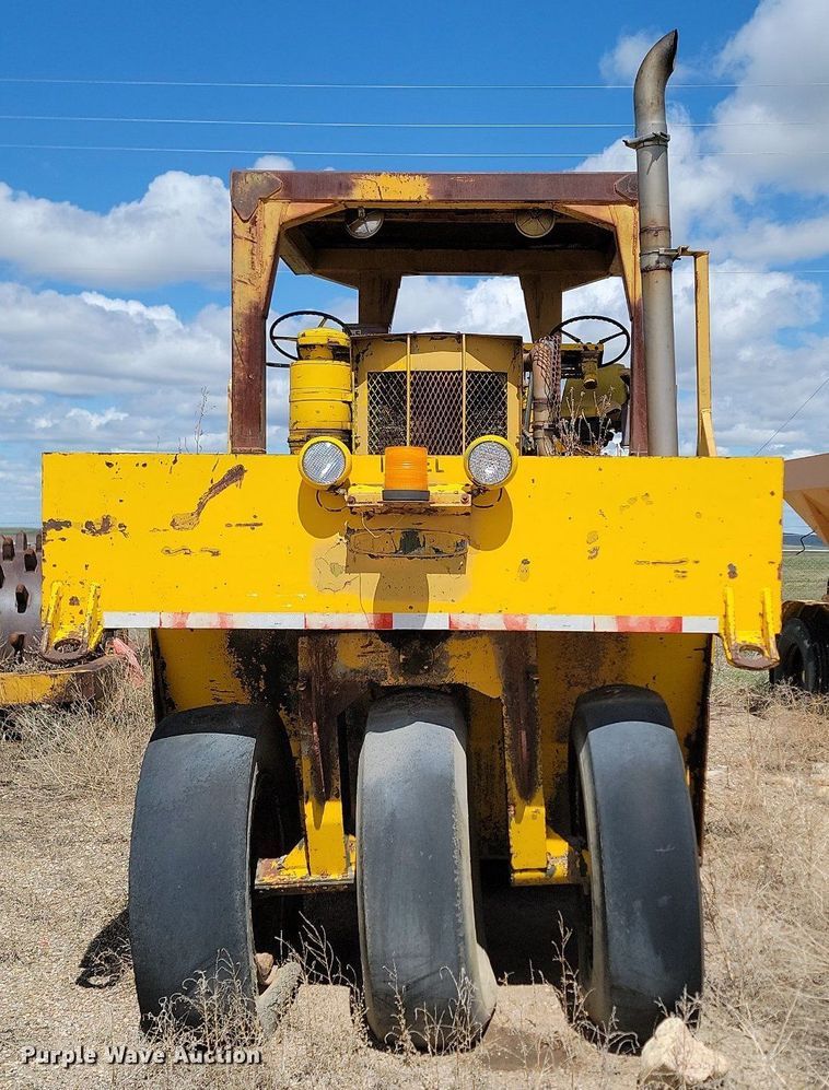 image for item ME9697 Tampo SP-1070M  pneumatic roller