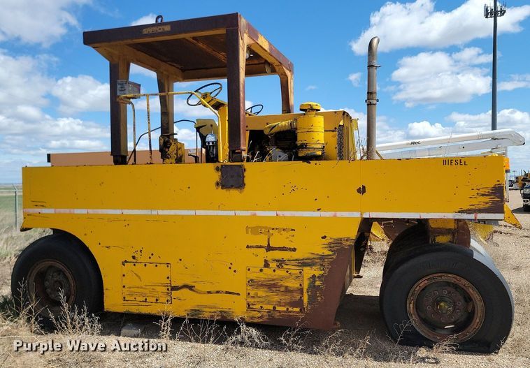 image for item ME9697 Tampo SP-1070M  pneumatic roller