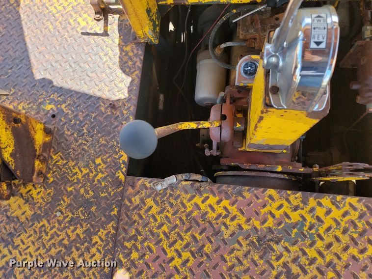 image for item ME9697 Tampo SP-1070M  pneumatic roller