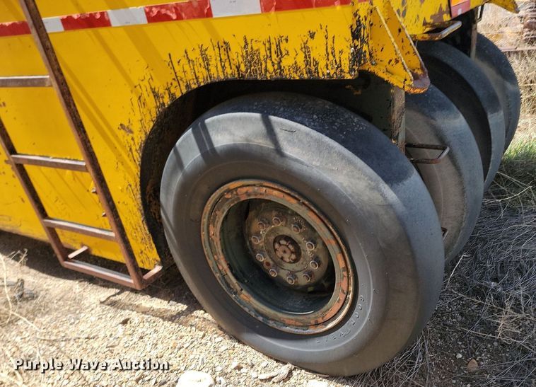 image for item ME9697 Tampo SP-1070M  pneumatic roller