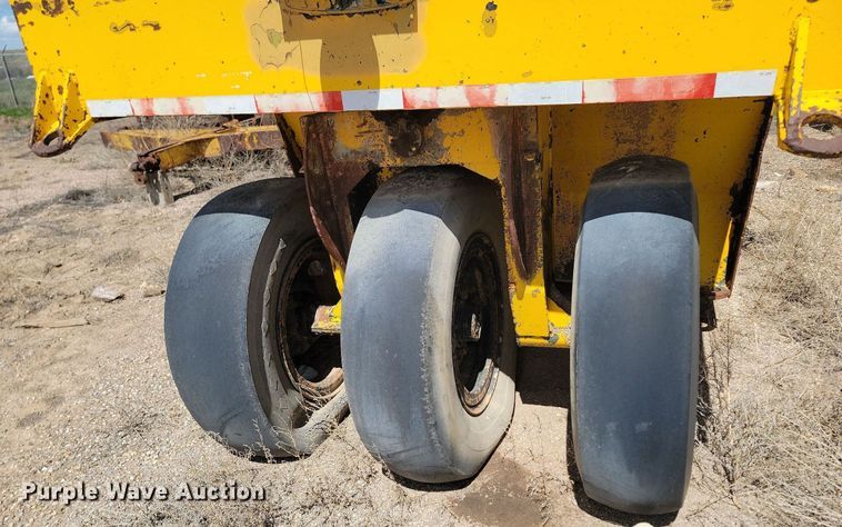 image for item ME9697 Tampo SP-1070M  pneumatic roller