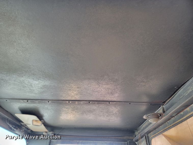 image for item ME9699 1969 Oshkosh M-4-1700-827CR  dump truck