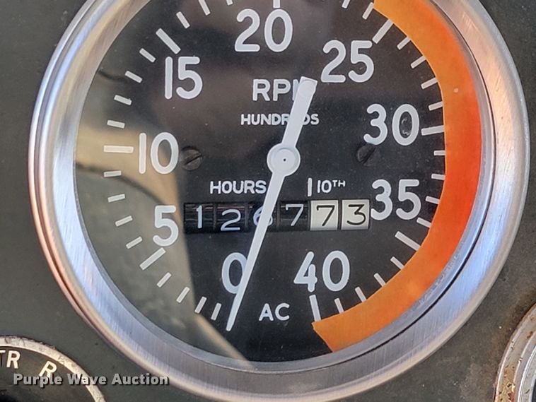 image for item ME9699 1969 Oshkosh M-4-1700-827CR  dump truck