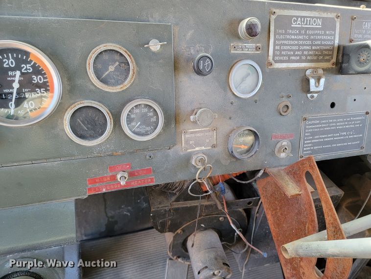 image for item ME9699 1969 Oshkosh M-4-1700-827CR  dump truck