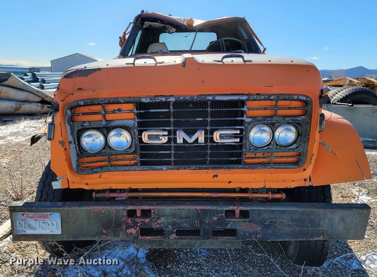 image for item ME9700 1983 GMC 9500  semi truck