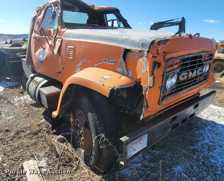 image for item ME9700 1983 GMC 9500  semi truck