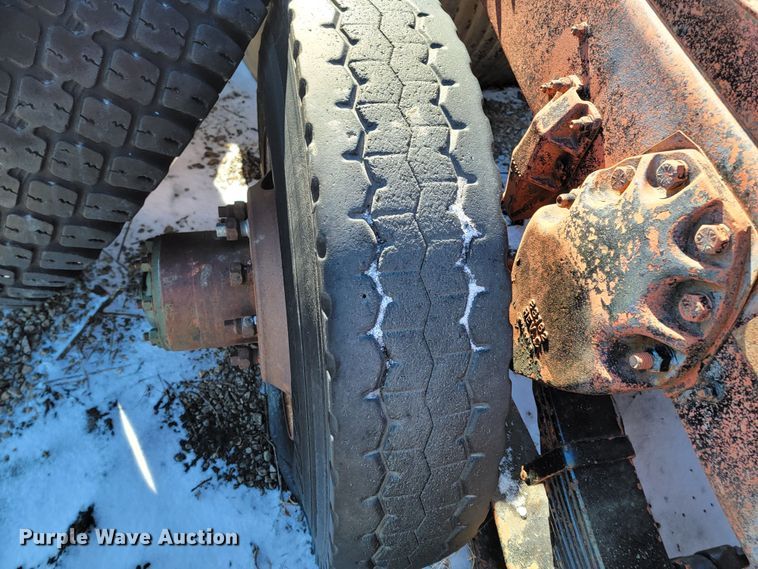 image for item ME9700 1983 GMC 9500  semi truck