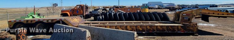 image for item ME9701 1994 Trail King TK-110-HDG  lowboy equipment trailer