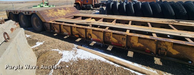 image for item ME9701 1994 Trail King TK-110-HDG  lowboy equipment trailer