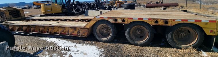image for item ME9701 1994 Trail King TK-110-HDG  lowboy equipment trailer
