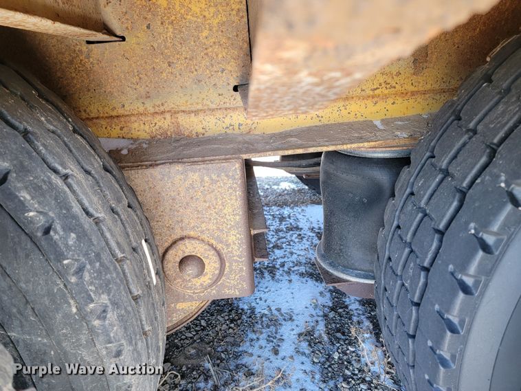 image for item ME9701 1994 Trail King TK-110-HDG  lowboy equipment trailer