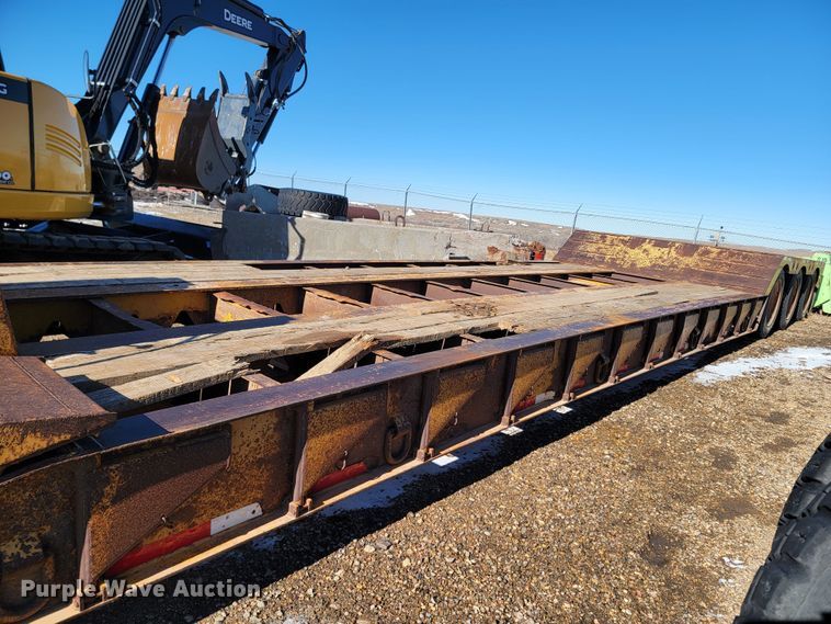 image for item ME9701 1994 Trail King TK-110-HDG  lowboy equipment trailer