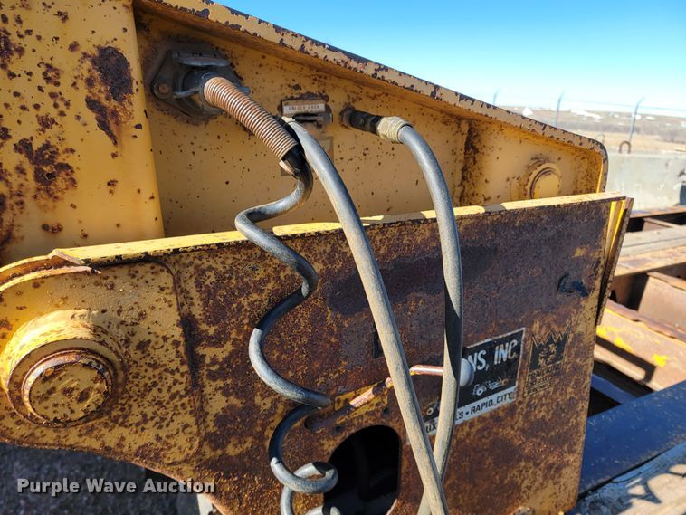 image for item ME9701 1994 Trail King TK-110-HDG  lowboy equipment trailer