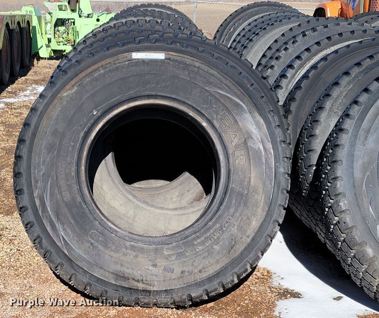 image for item ME9703 (13) Goodyear 17.5R25 tires