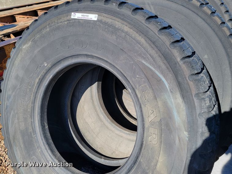 image for item ME9703 (13) Goodyear 17.5R25 tires