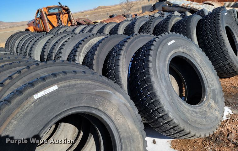 image for item ME9704 (13) Goodyear 17.5R25 tires