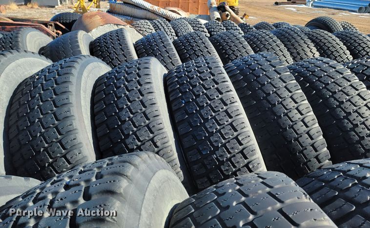 image for item ME9704 (13) Goodyear 17.5R25 tires
