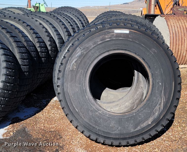 image for item ME9705 (13) Goodyear 17.5R25 tires