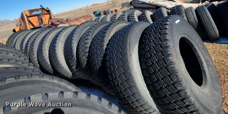 image for item ME9705 (13) Goodyear 17.5R25 tires